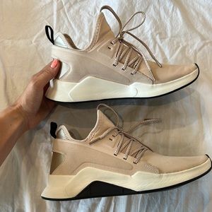 Blush pink Reebok trainers